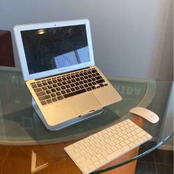 MacBook Stand With Keyboard And Mouse
