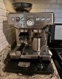 Breville -the Barista Express