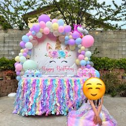 Table Skirt And Backdrop