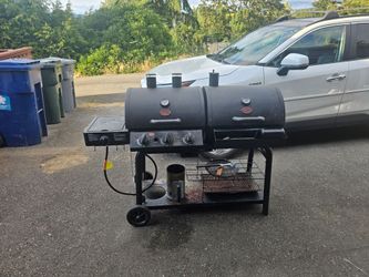 FREE Dual Gas & Charcoal BBQ - Needs TLC / Clean Up (Includes Side Firebox!)