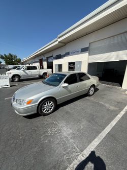 2000 Toyota Camry