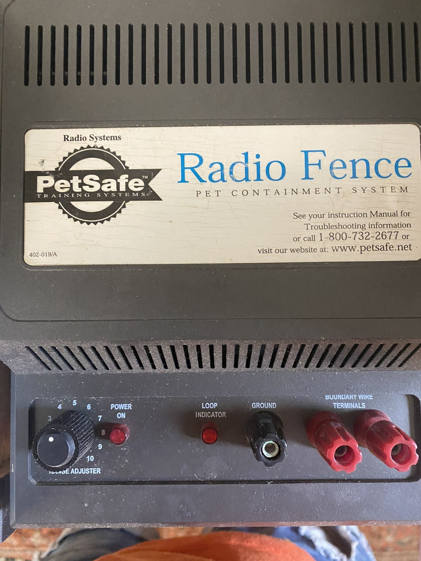 PetSafe Stay & Play Wireless Fence for Stubborn Dogs