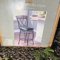 Swivel Counter Stool Brand New 