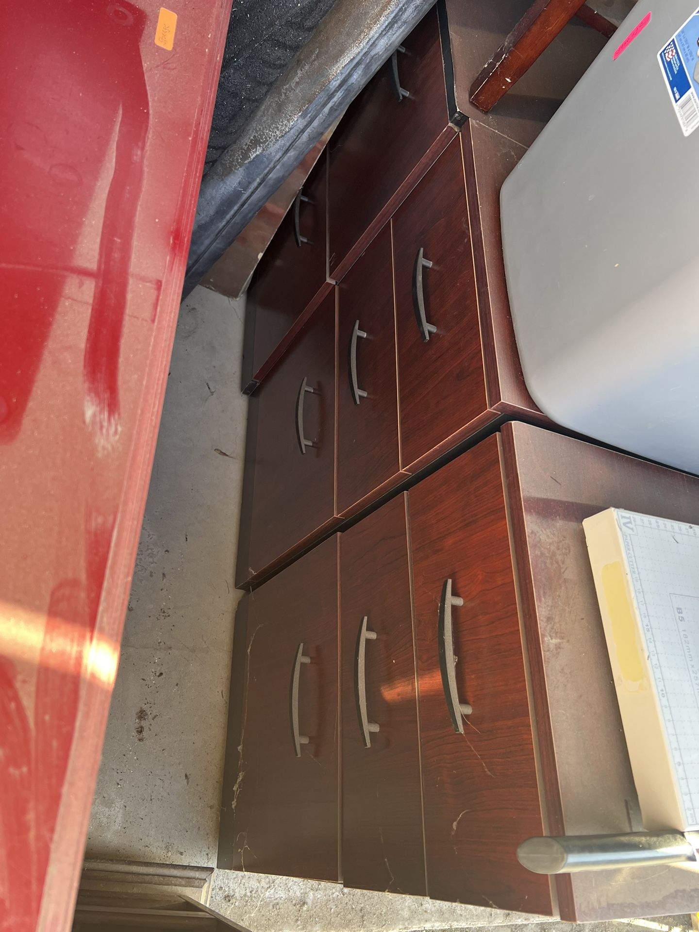Set of three filing cabinets