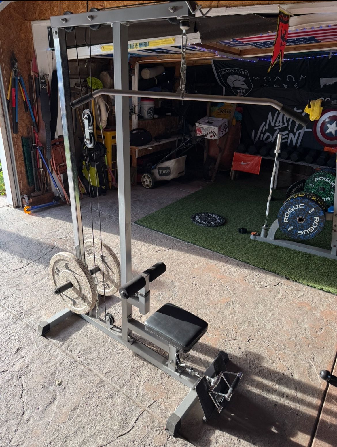 Lap Pull Down Machine