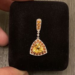 Beautiful Real Gold And Stone Pendant 