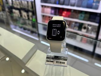 Apple Watch SE 44MM GPS Pre-owned