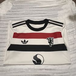 Man united player version jersey 