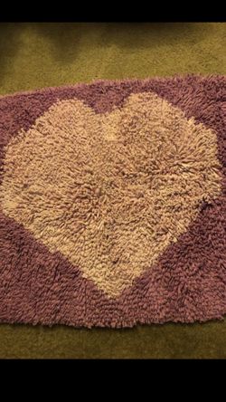 Pink heart rug