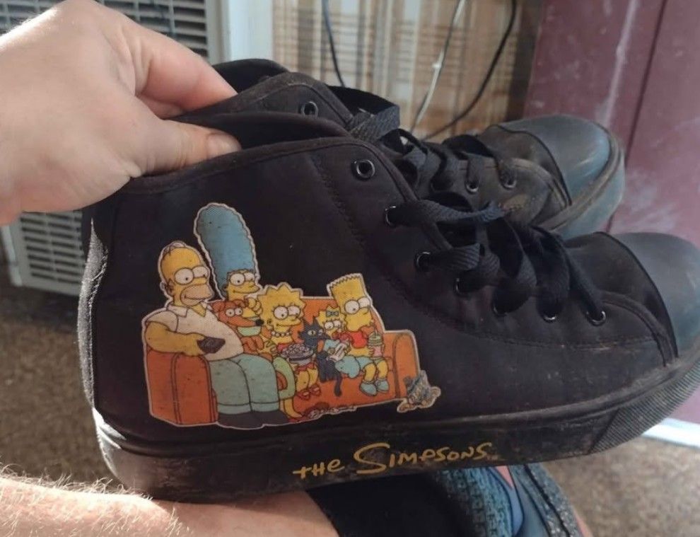 Simpsons heelys shoes just needs wheels size 12 $50 obo