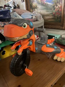 Dinosaur trycicle with sound