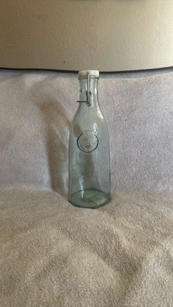 Authentic 100% Recycled Glass 10 5/8" Green Bottle Bale Wire Cap San Miguel 