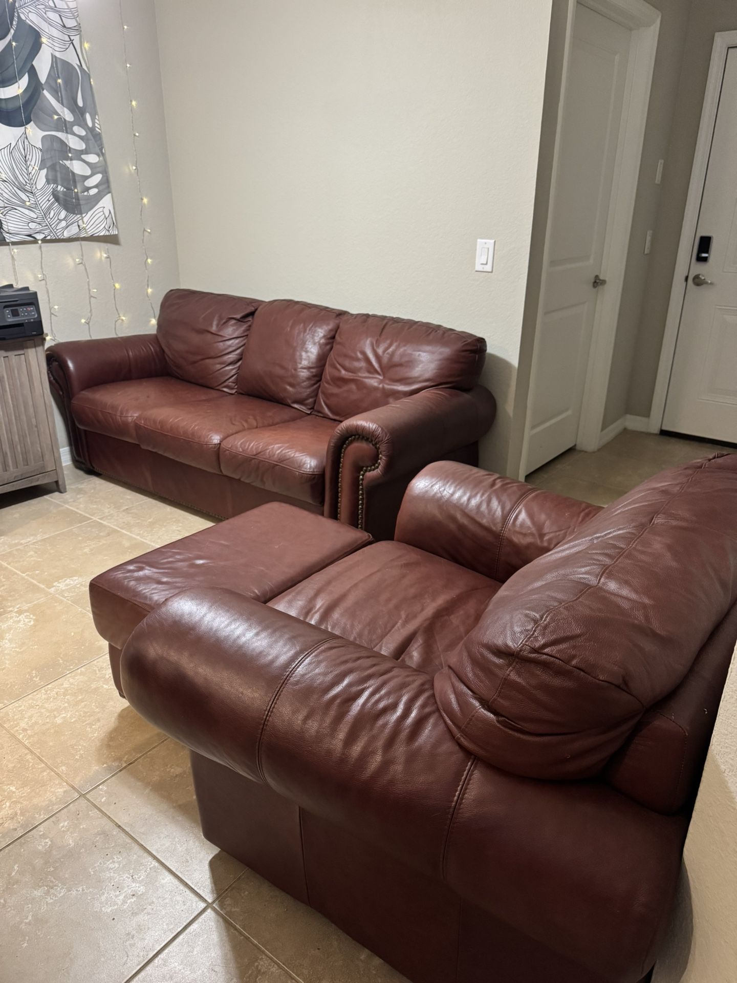 Couch Set, maroon