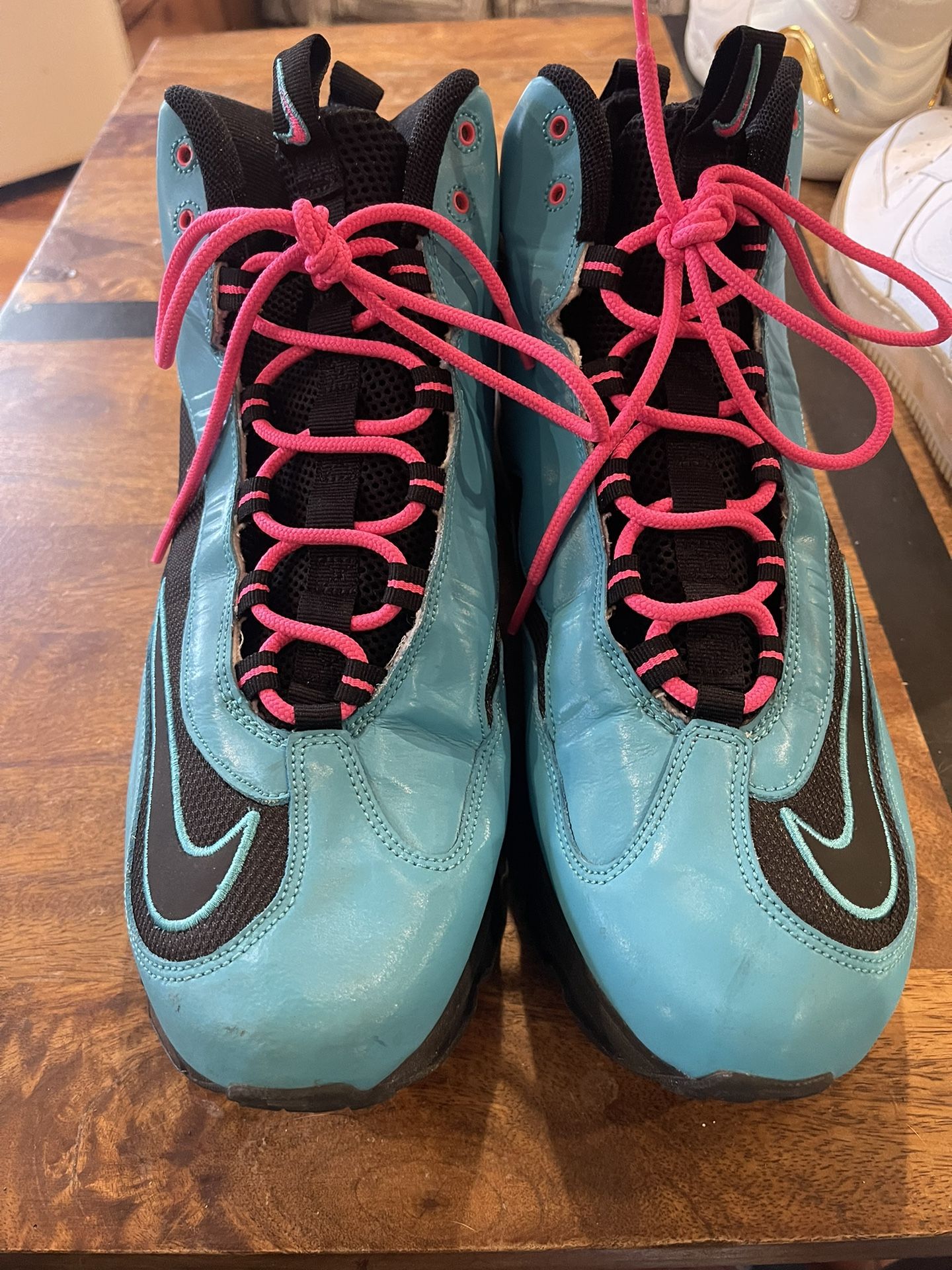 Nike Shoes Number 24 