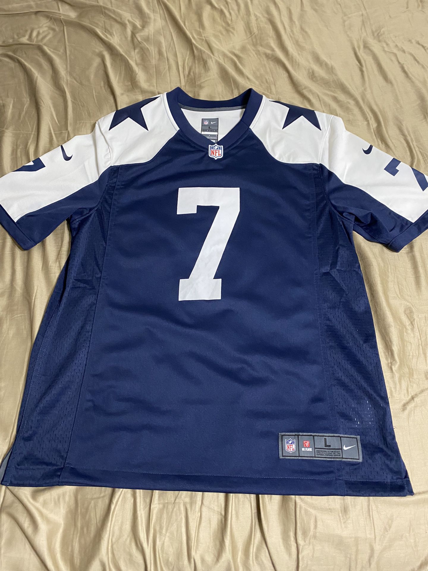 Trevon Diggs Jersey Large for Sale in San Antonio, TX - OfferUp