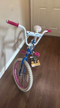 Girls bike