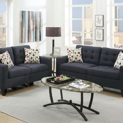 BRAND NEW 2PC SOFA AND LOVESEAT WITH ACCENT PILLOWS INCLUDED $599
