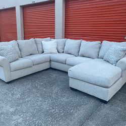 *Free Delivery* Light Grey/Beige Ashley Furniture Sectional and Throw Pillows