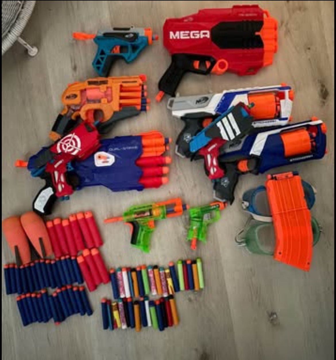 10 Nerf guns