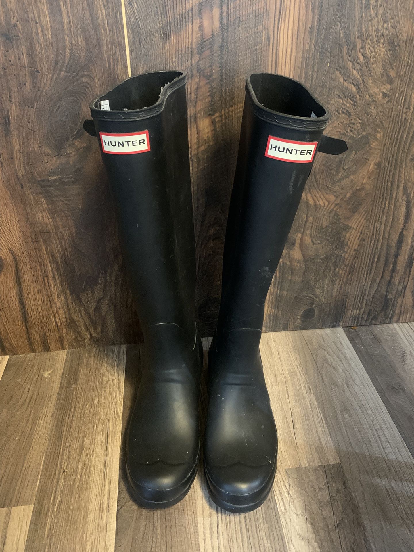 Hunter Rain Boots Women’s 8