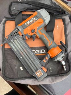 RIDGID 18-gauge stapler