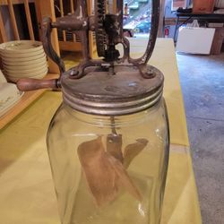Antique Dazey Churn 4 Qt.Butter  Churn #40