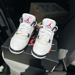Jordan 4 (Red Cement) 