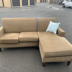 Sectional Couch 