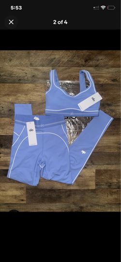 Alo Yoga Set