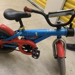 Thomas The Train Bike With Training Wheels for Sale in Puyallup
