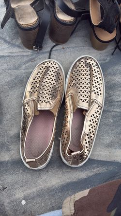 Rose gold colored slide in shoes