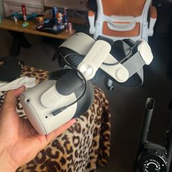 Oculus Quest 2 (Vr Only)
