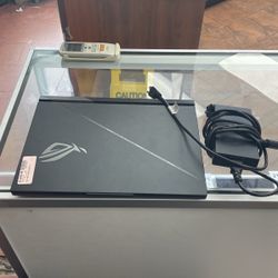 ASUS ROG STRIX SCAR 16