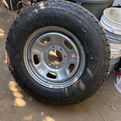 Only One Goodeyear Tire Fits On Heavy Duty Ford