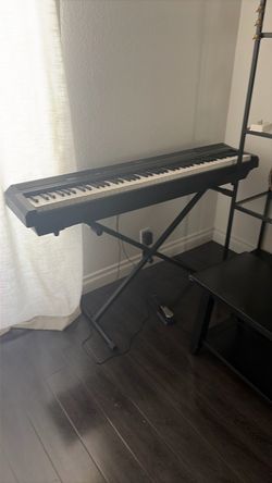Black keyboard with X-Stand