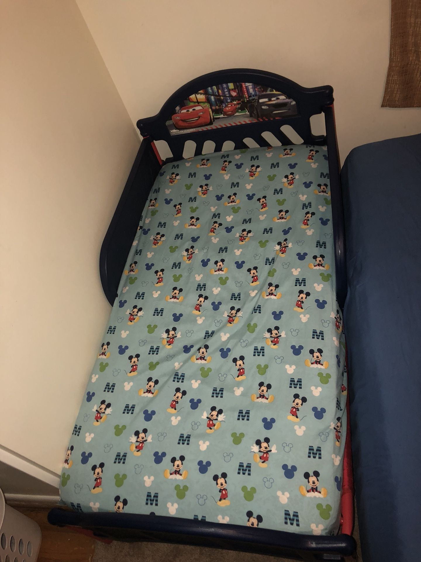 Used children bed