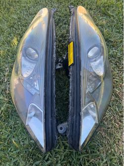 2000-2005 Celica OEM HID Headlights US Spec