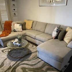 Sectional couch