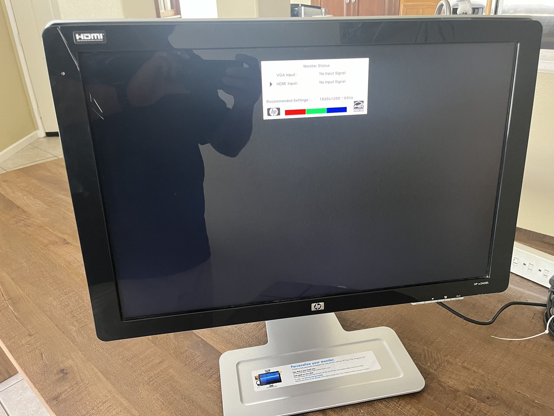 24” HD HP Monitor w2408