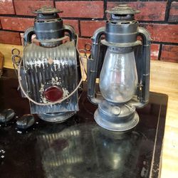 Dietz Junior Wagon Lanterns (2)