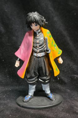 Demon Slayer Giyu Tomioka PVC Figure Black Outfit Yellow-Purple Cloak