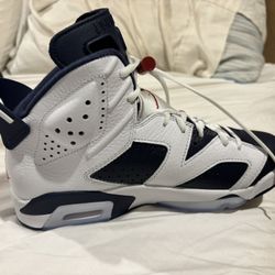 Air Jordan 6 Retro White/Varsity Red/Navy Blue 7.5 M / 9 WMNS  