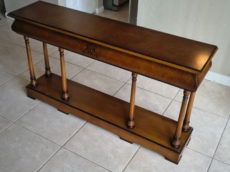 Elegant Wooden Console Table – Entryway / Sofa Table