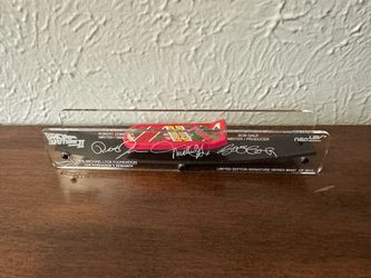 Back to the Future Part II Limited Edition 1:8 Scale Hoverboard w/ 8” Halfpipe Base Signature Series