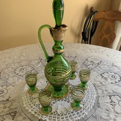 Wine Decanter And Glasses 