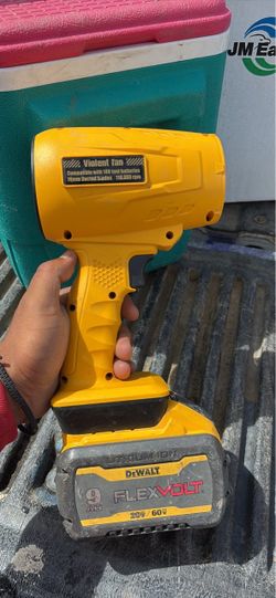 Violent Fan 18V Cordless Blower with DeWalt FlexVolt Battery