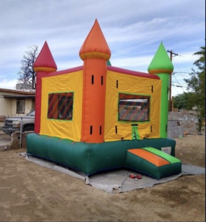 Inflatable Bounce House 