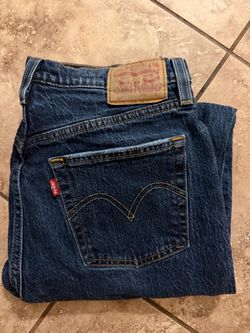 Women’s Levi’s size W29 L30