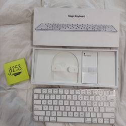 Apple Magic Keyboard 2 (USB-C) (Model A2450) MK2A3LL/A