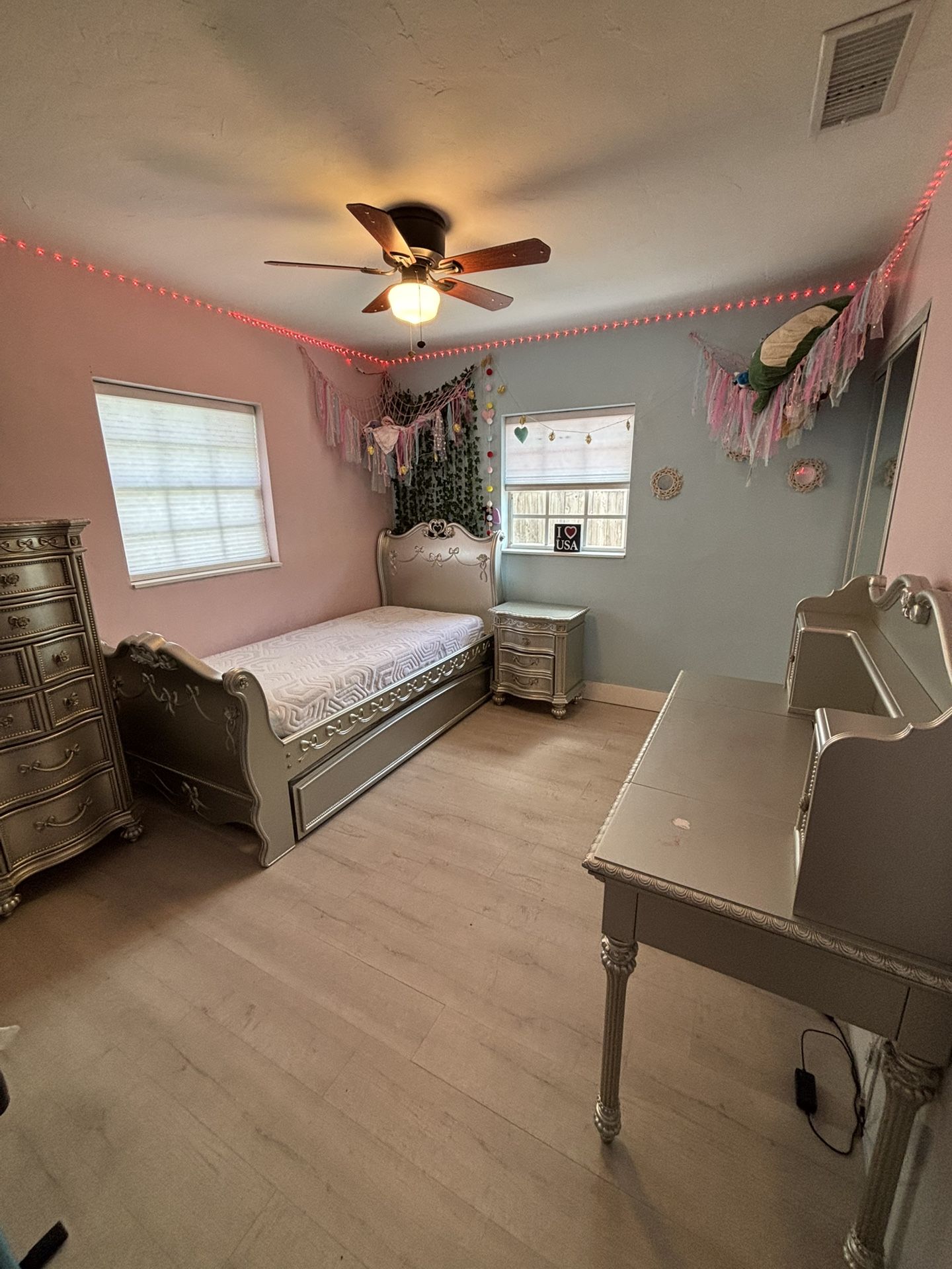 Bedroom Set